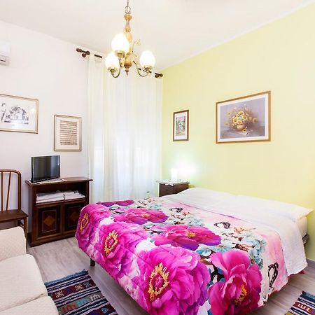 Moon House B&B Cagliari Exteriör bild