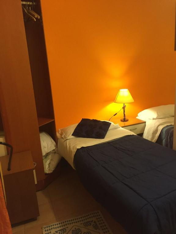 Moon House B&B Cagliari Exteriör bild