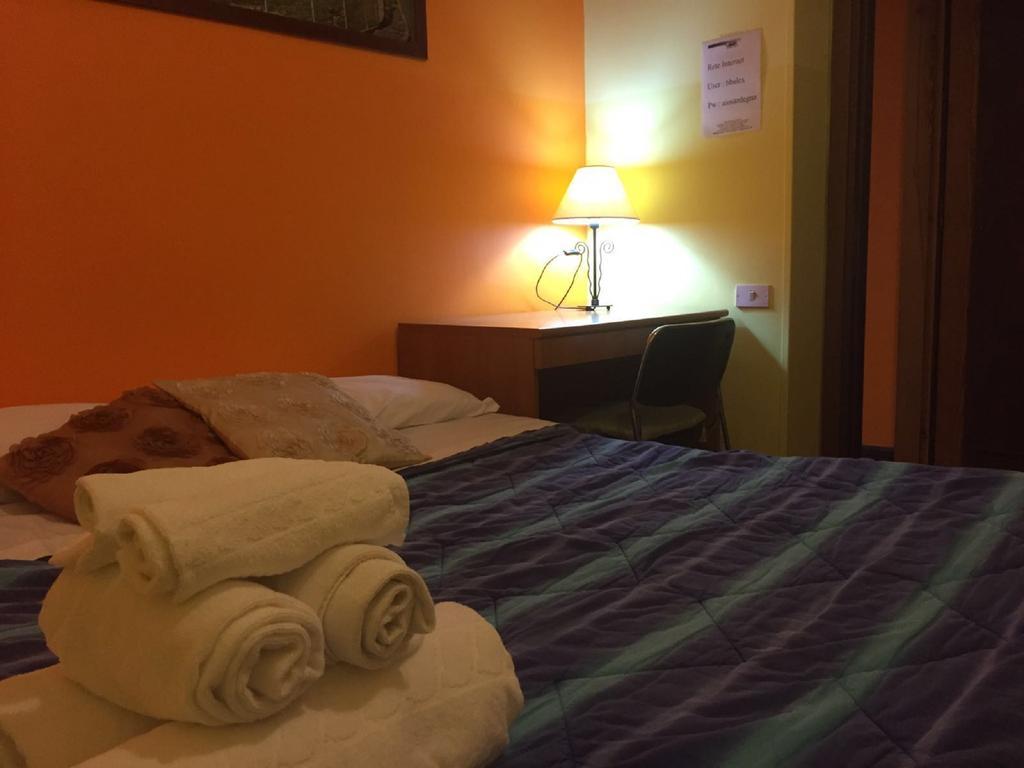 Moon House B&B Cagliari Exteriör bild