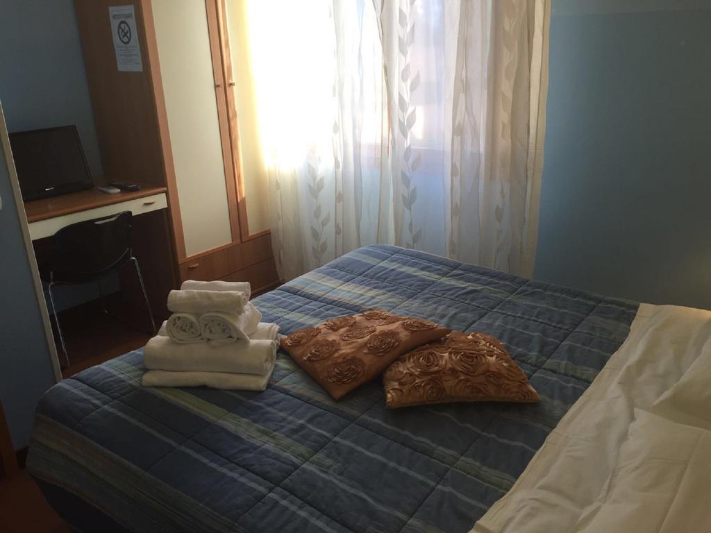 Moon House B&B Cagliari Exteriör bild