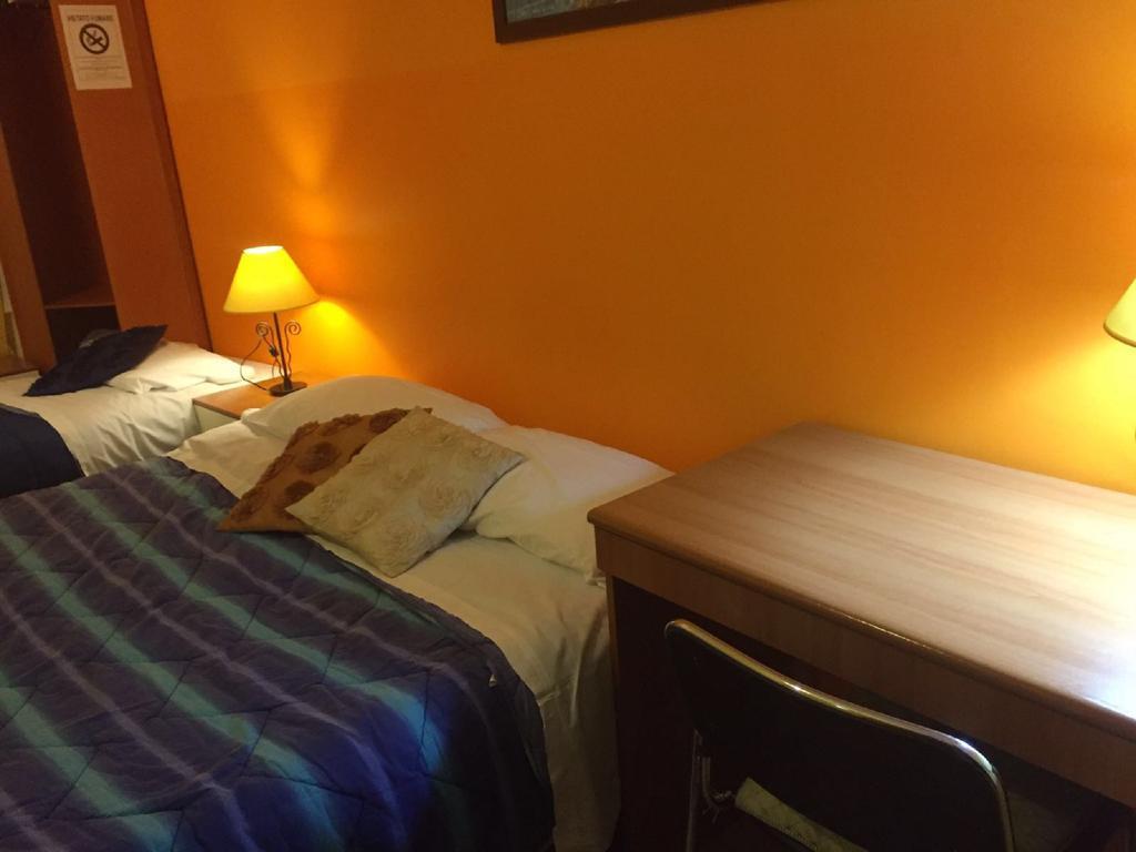Moon House B&B Cagliari Exteriör bild