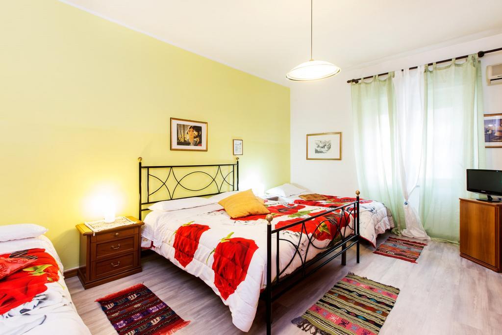 Moon House B&B Cagliari Exteriör bild